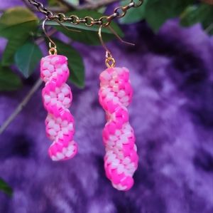 Pink and White Zigzags - Handmade Lanyard / Scoobidou Earrings